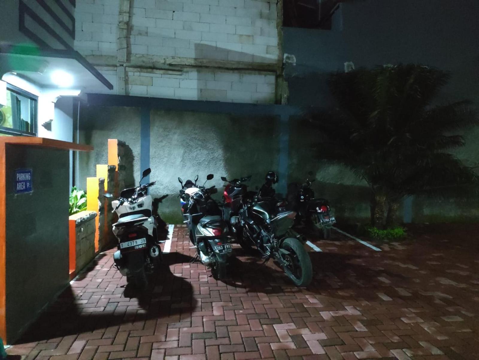 Hotel Cibening Purwakarta Exterior foto