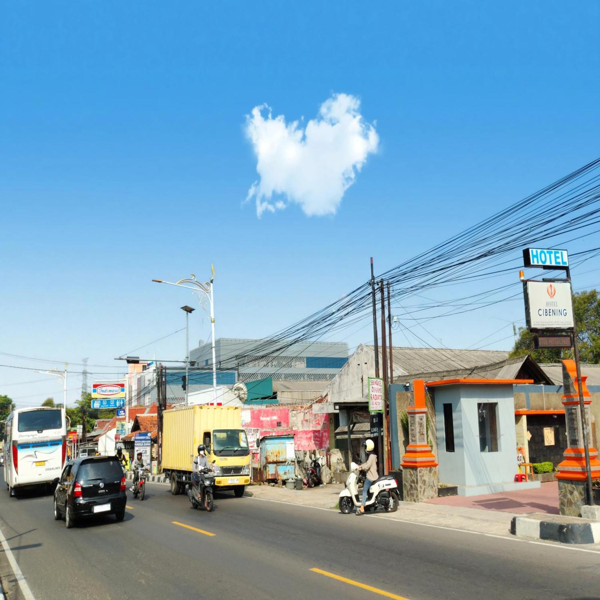 Hotel Cibening Purwakarta Exterior foto